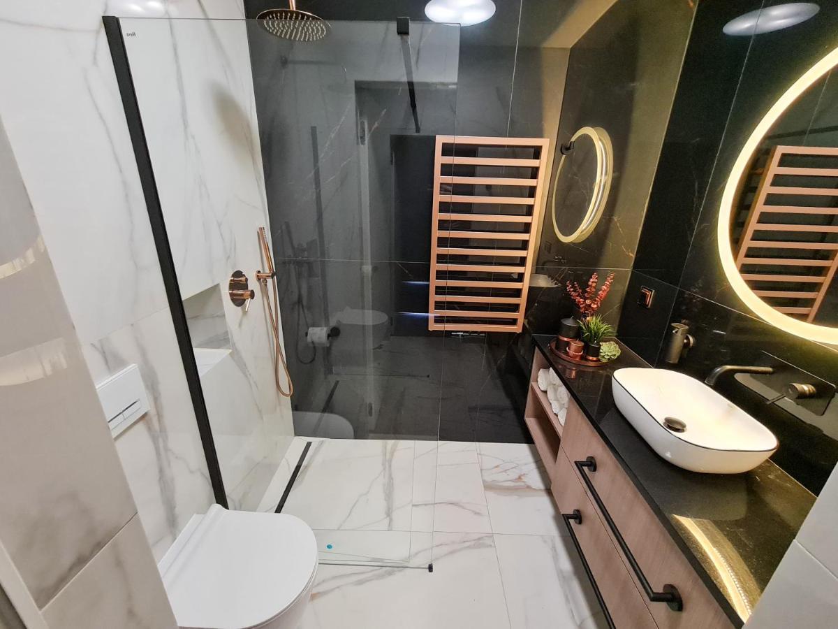 Apartamenty Hallera 4 Jarocin Eksteriør billede