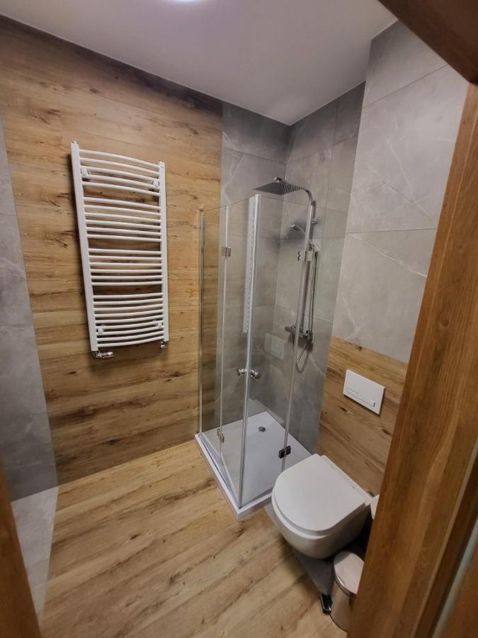 Apartamenty Hallera 4 Jarocin Eksteriør billede